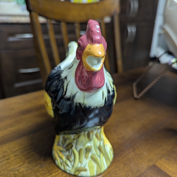 Ceramic Rooster Pitcher - Multicolor - Picture 3 of 6